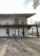 Building Photo - 636 N 39th St