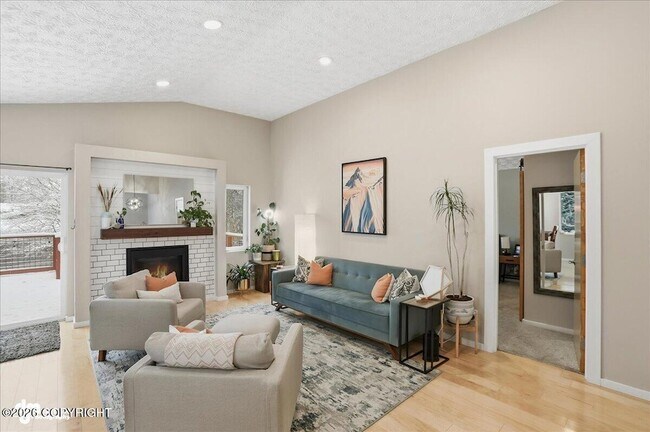 Foto del edificio - 2350 Cleo Ave