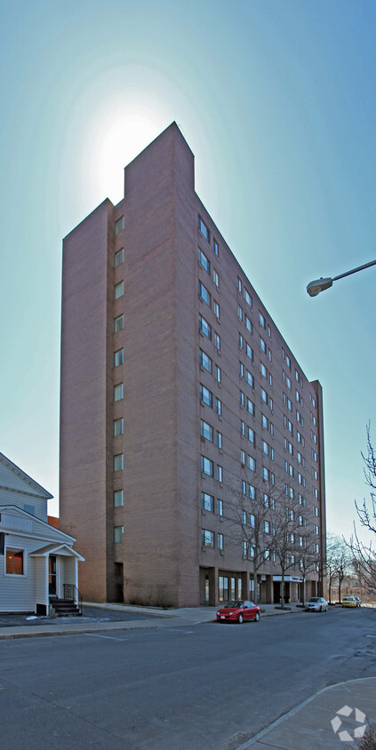 Primary Photo - Towpath Towers