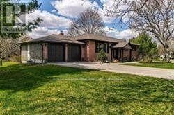 Building Photo - 10 Cutting Crescent