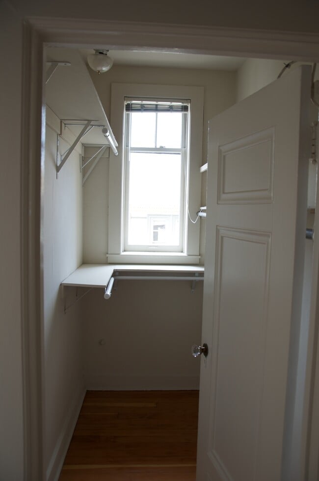 Building Photo - Warrington Apartments