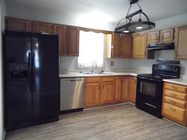 Foto del edificio - 4456 Hartland Pkwy