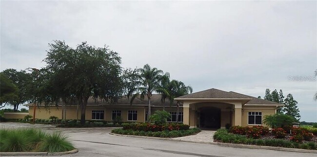Building Photo - 1062 Medinah Dr