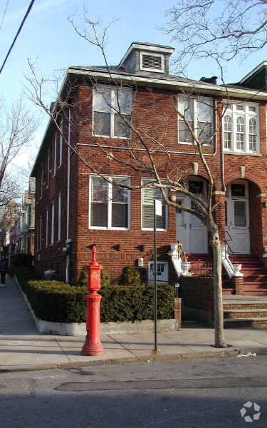 Primary Photo - 7101 Narrows Ave