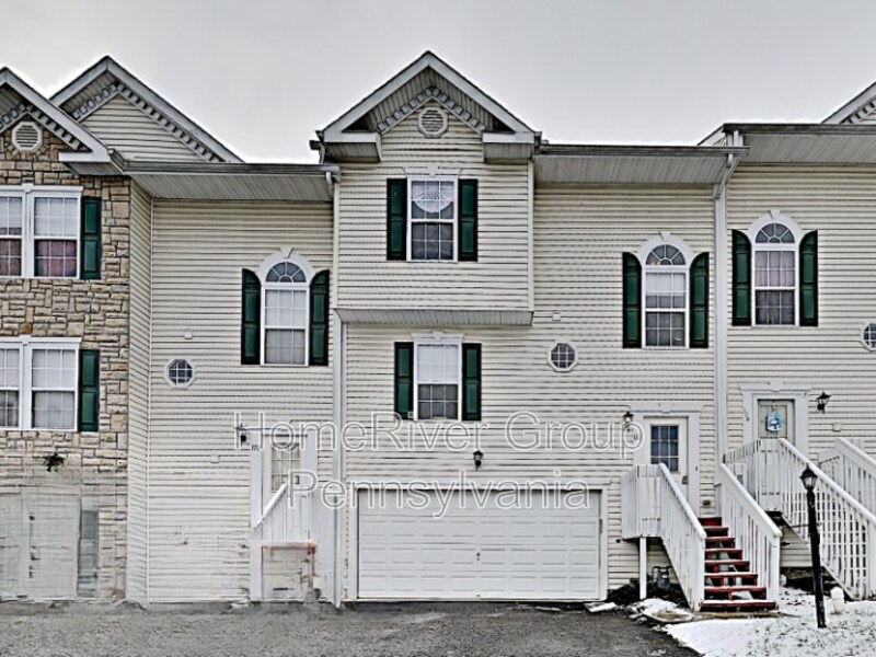 Primary Photo - 172 Mountain Dr