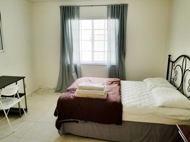 Primary Photo - 2/2 Condo in Brookfield Gardens