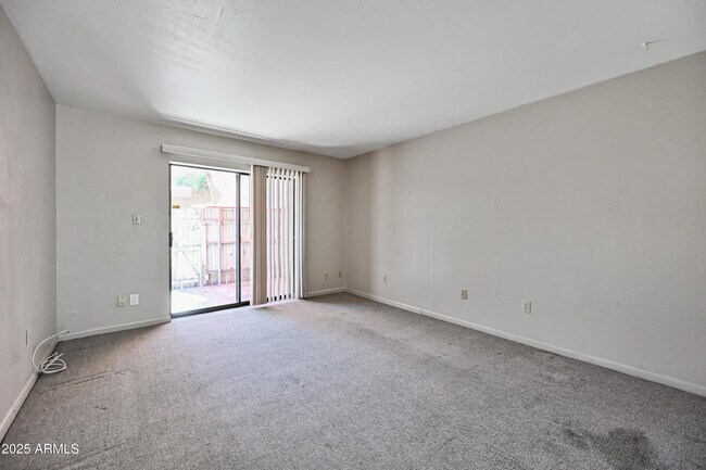 Foto del edificio - 721 E Fremont Rd