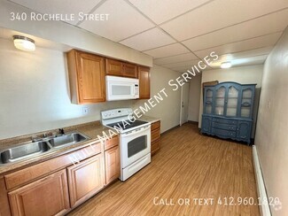 Building Photo - 340 Rochelle St
