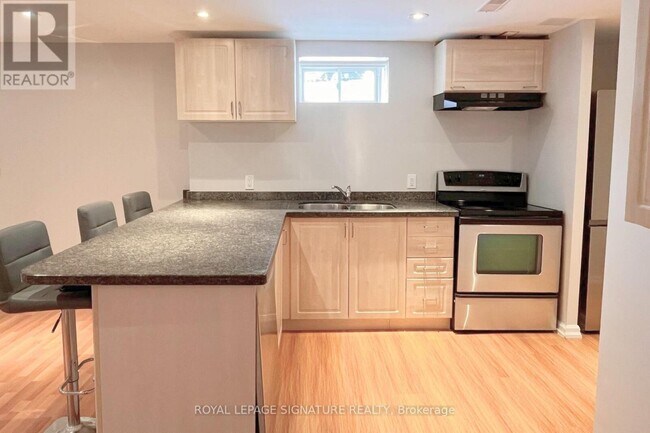 Building Photo - 53 Guery Crescent