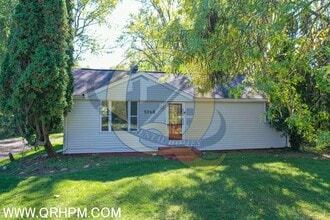 Building Photo - 5068 Roberts Dr