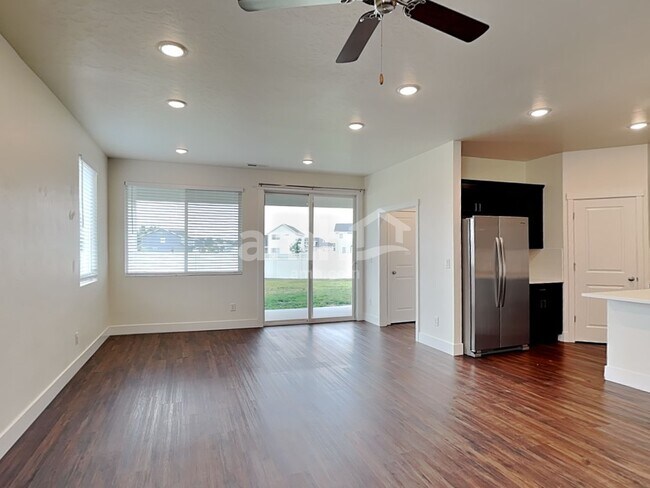 Foto del edificio - 9279 W Clancy St