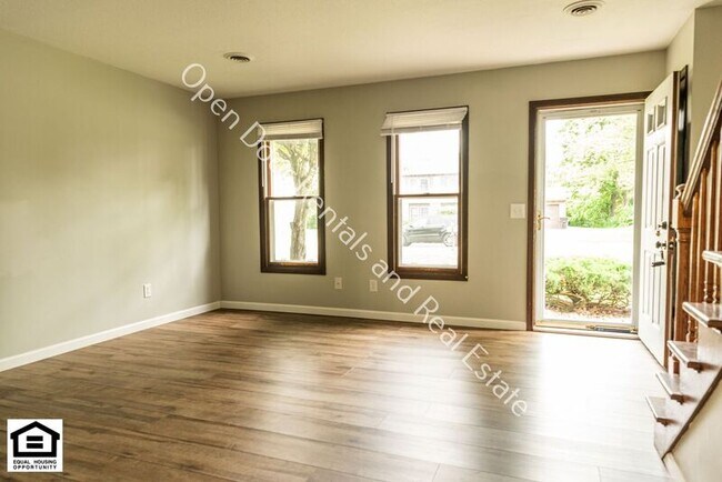 Foto del edificio - 5020 Vermont Ln