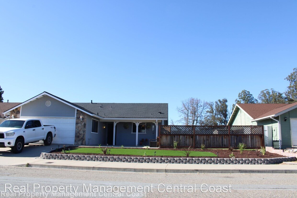 Primary Photo - 3 br, 2 bath House - 580 Felicity Way