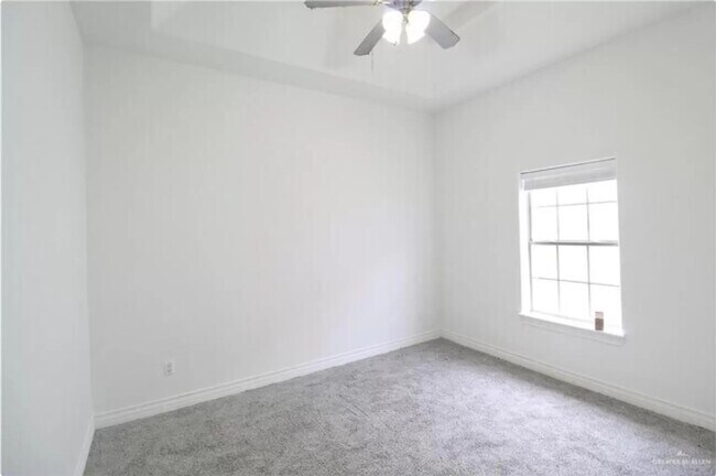 Foto del edificio - 7808 N 5th Ct