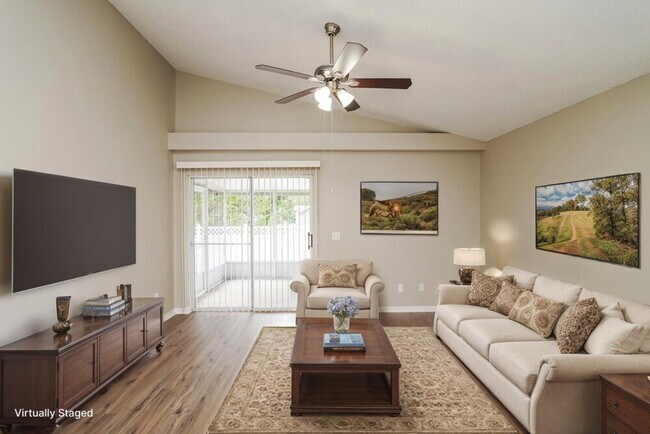 Building Photo - 2216 Donegan Pl