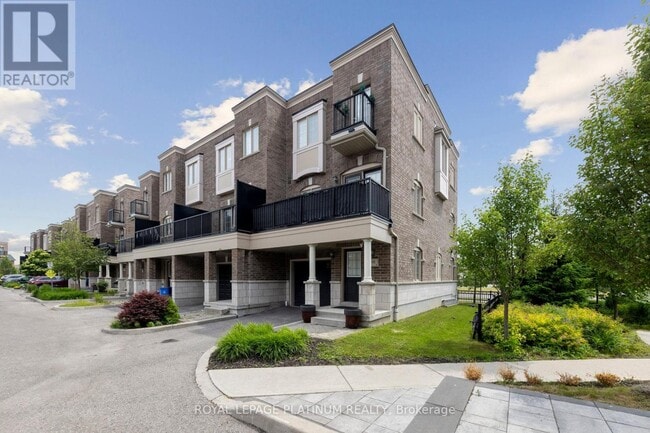 Building Photo - 98 Ferris Sq
