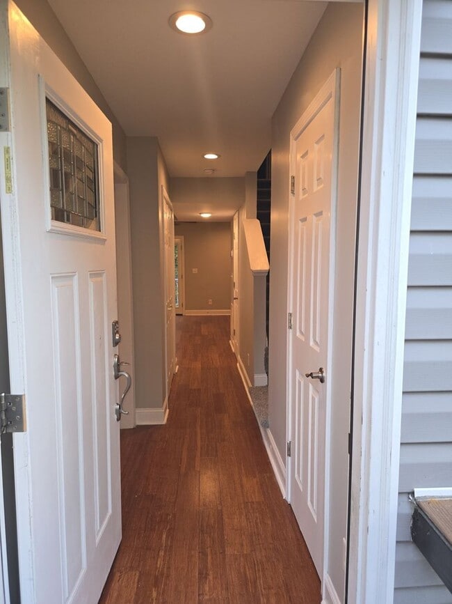 Photo - 2 bedroom 1 bath unit duplex House