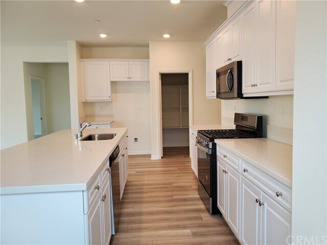 Foto del edificio - 7564 Bronco Rdg