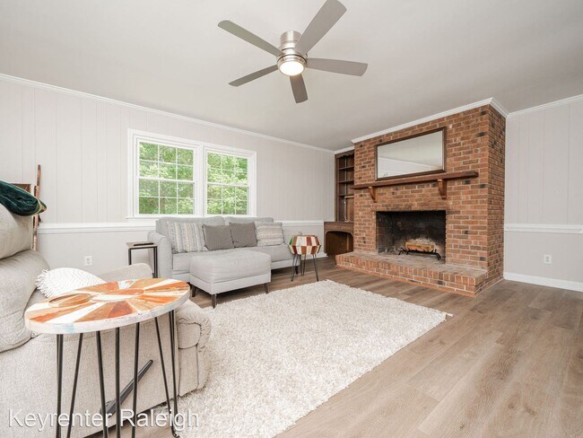 Building Photo - 3 br, 3.5 bath House - 3204 Manor Ridge Dr.