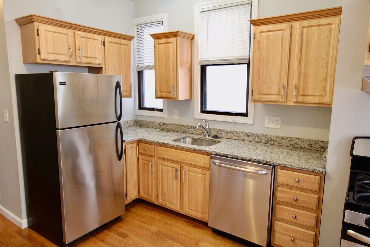 Foto principal - 358 Princeton St