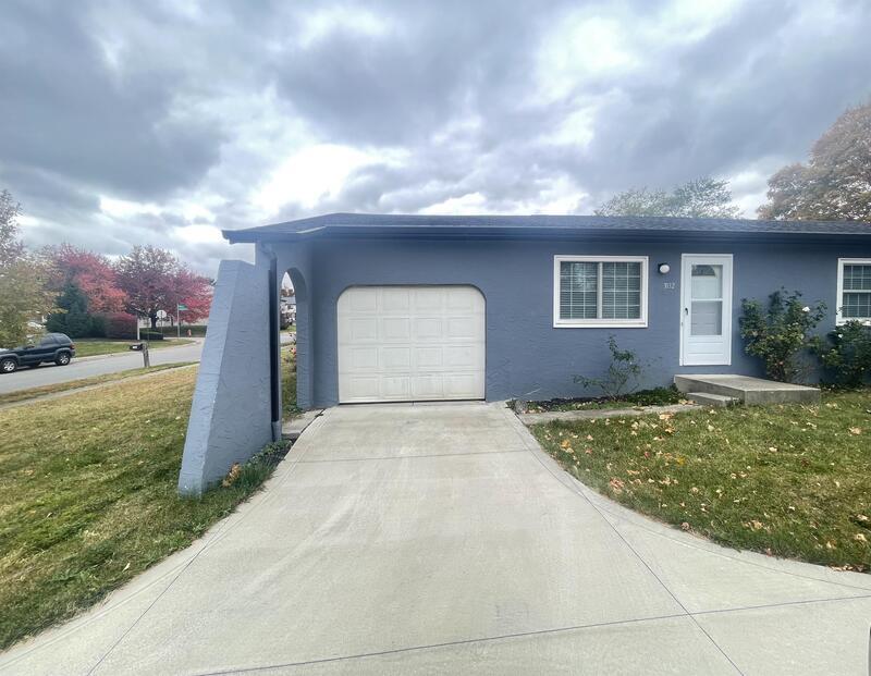 3132 Shasta Ave, Columbus, OH 43231 Condo for Rent in Columbus, OH