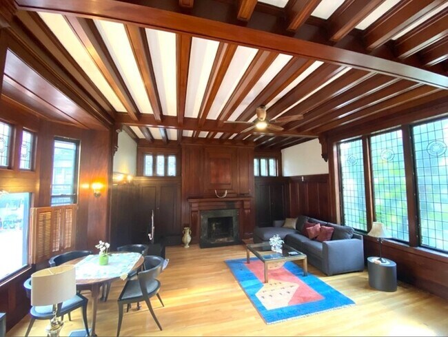 Foto del edificio - 384 Marlborough St