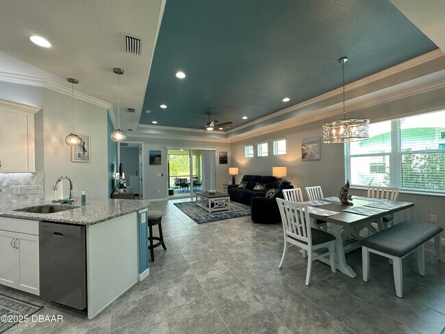 Building Photo - 811 Margaritaville Ave
