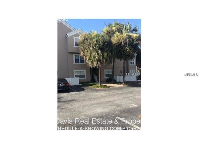 Foto principal - 15215 Amberly Dr