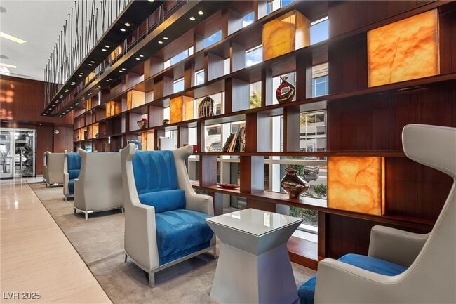 Building Photo - 4525 Dean Martin Dr