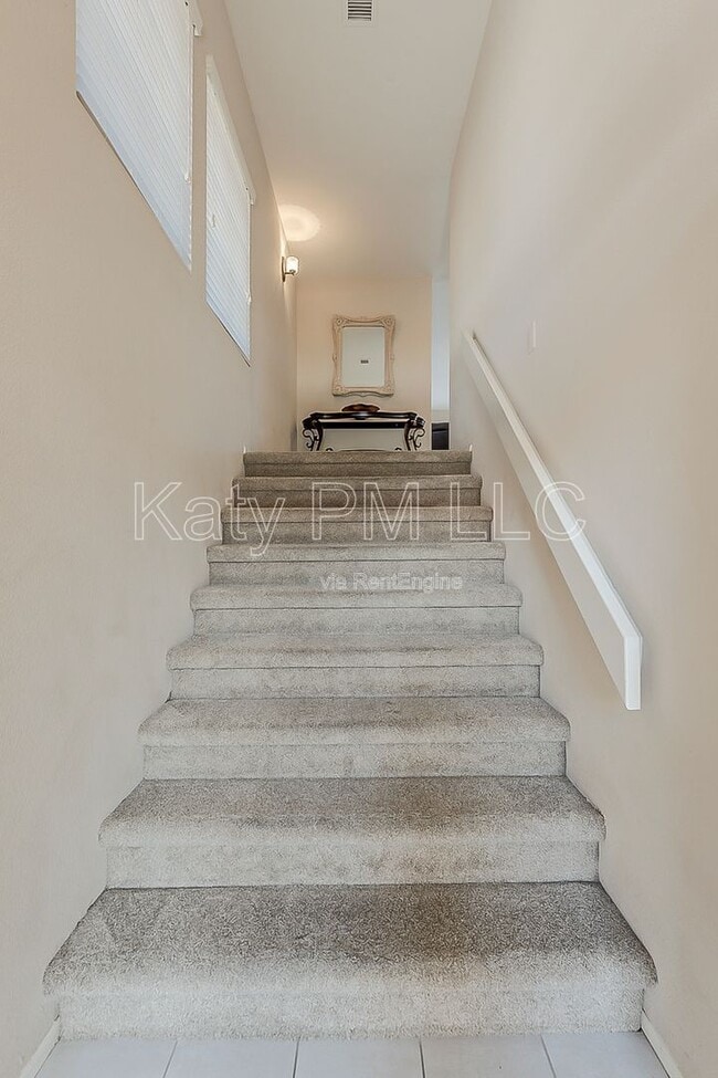 Foto del edificio - 9707 E Mountain View Rd