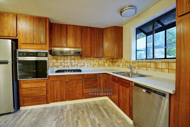 Foto del edificio - 101 Reed Blvd