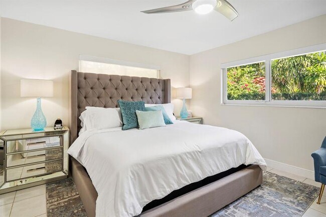 Foto del edificio - 4804-4806-4806 NE 21st Ave