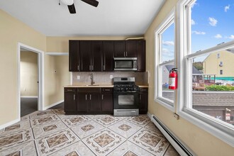 Building Photo - 162-166-166 Manchester Ave