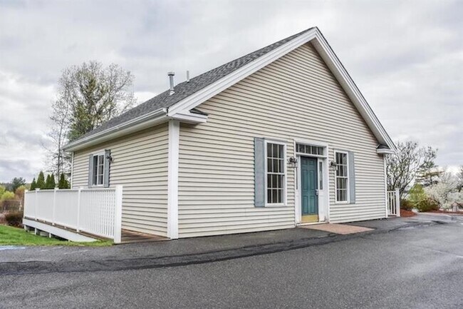 Building Photo - 14 Georgetown Dr