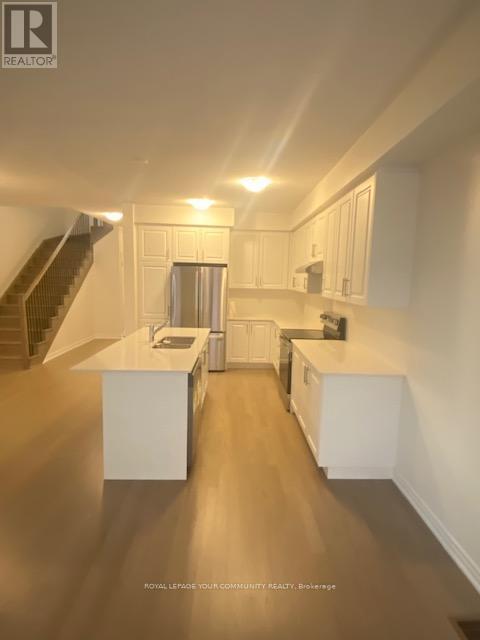 Photo du bâtiment - 92 Phoenix Blvd