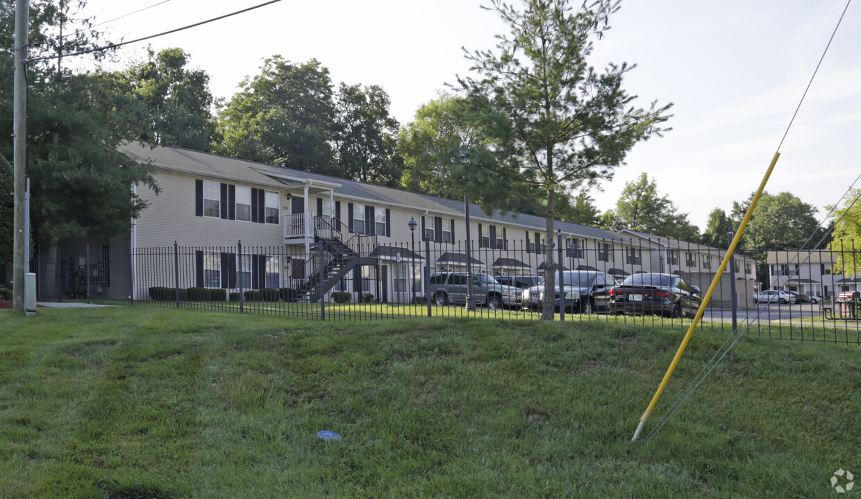 Sutherland Square - Sutherland Square Apartments