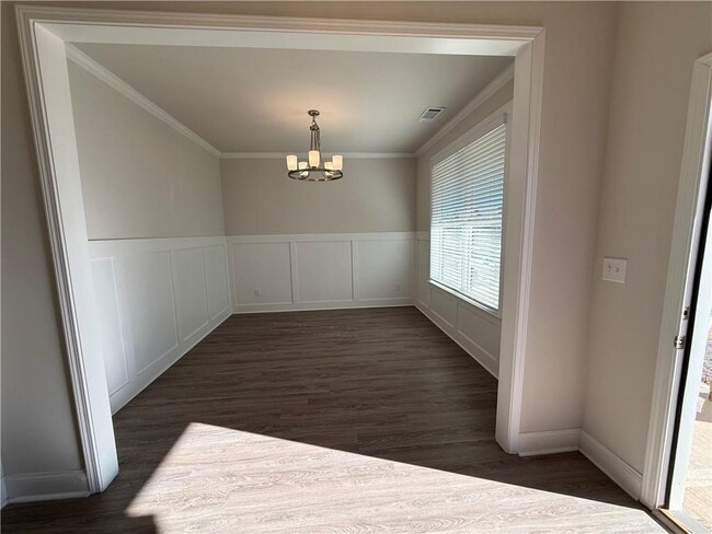 Foto del edificio - 7327 Rocklin Ln