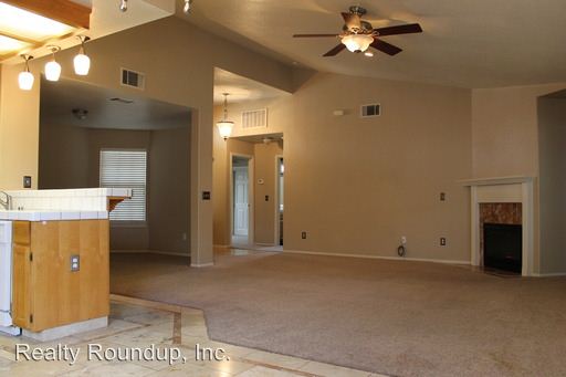 Building Photo - 290 Idlewild Dr