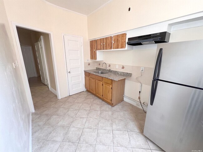 Foto del edificio - 223 Sunnyside Ave