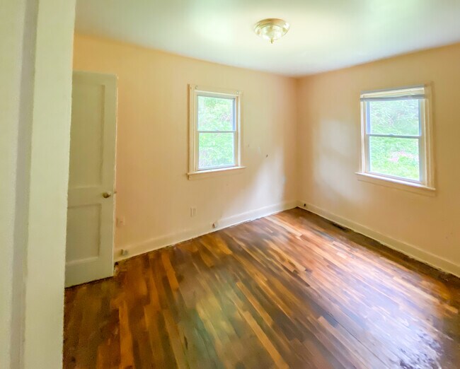 Foto del edificio - 111 Virginia Ave