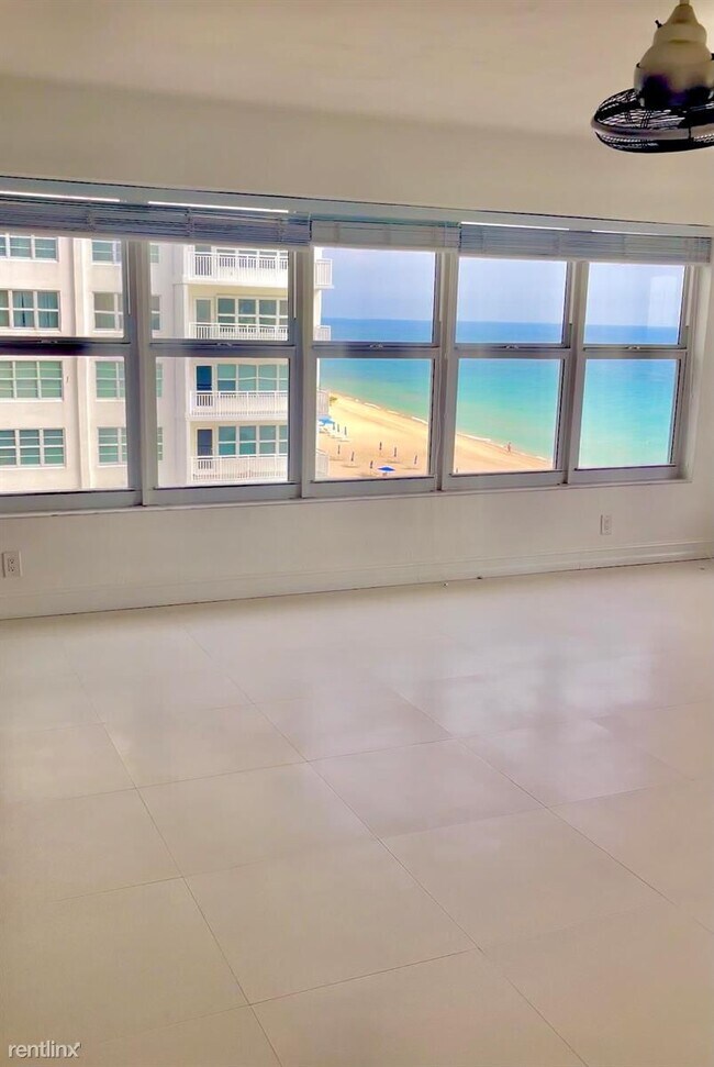Building Photo - 2 br, 2 bath Condo - 3700 Galt Ocean Dr Ap...