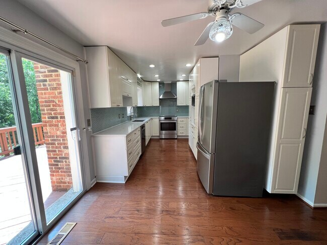 Cocina - 2723 Carter Farm Ct