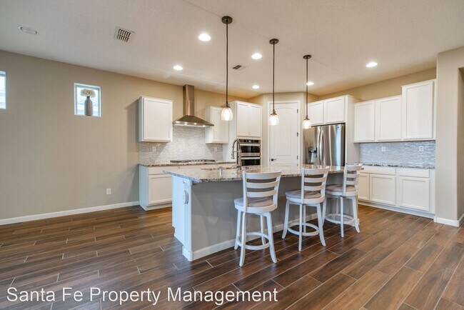 Building Photo - 3 br, 3 bath House - 4704 Viento Del Norte