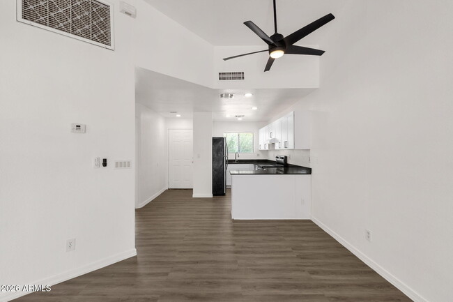 Building Photo - 6454 E University Dr