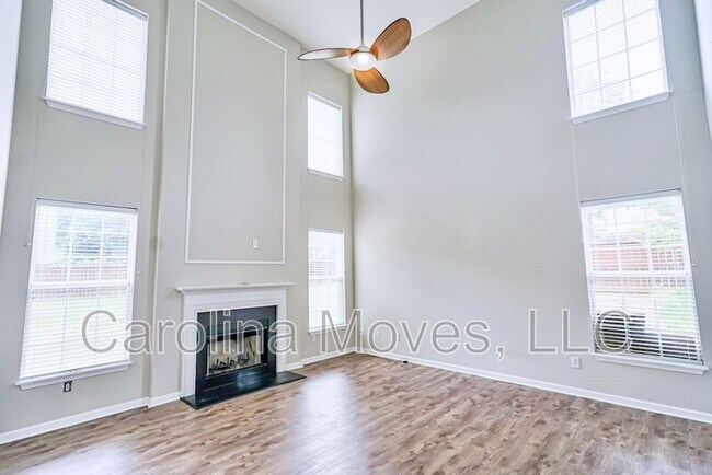 Building Photo - 100 Merlot Ct