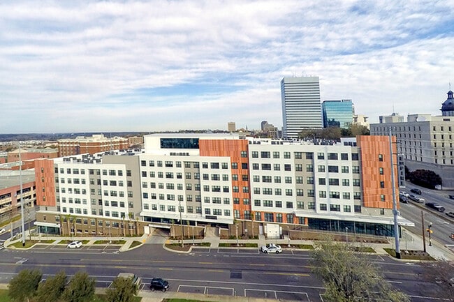 Building Photo - Empire Columbia Apartments