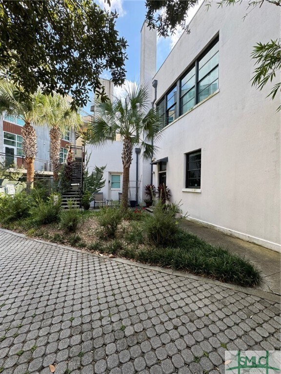 Foto del edificio - 528 Selma St