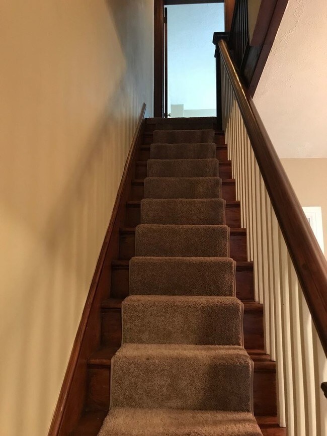 Foto del edificio - 4 br, 1 bath House - 535 N HARTLEY STREET