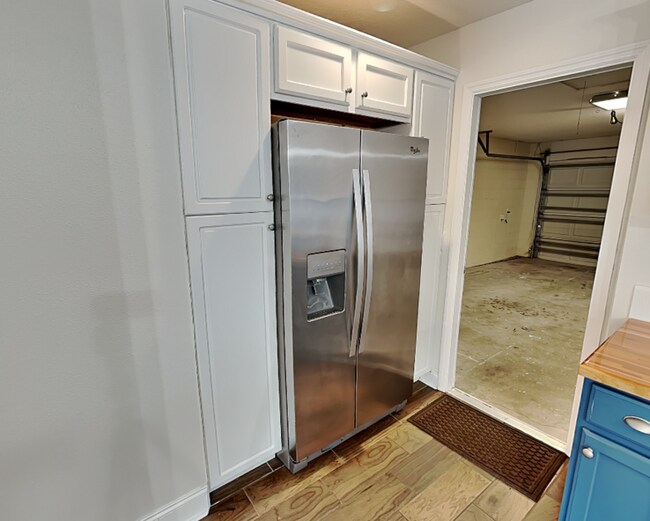 Foto del edificio - 3512 Stonefield Dr