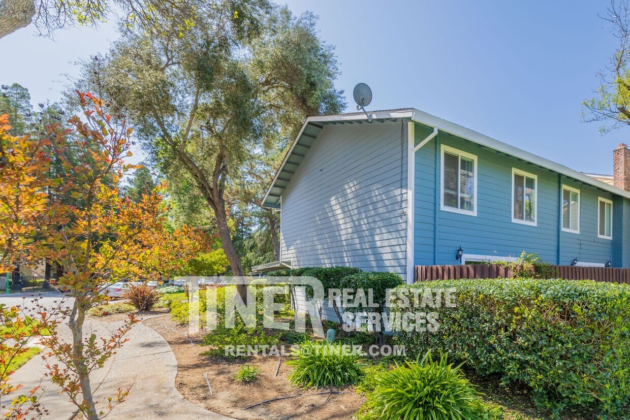 Bright, WellMaintianed Citrus Heights Condo House Rental in Citrus